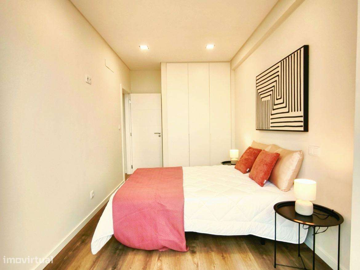 T3 ultimo andar remodelado em Benfica-24