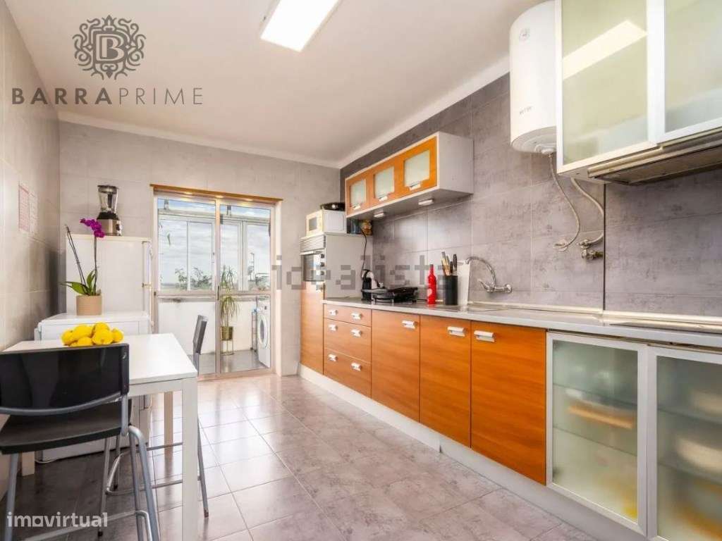 Apartamento T2+1 no Coração de Faro com Vista de Mar - Grande imagem: 3/16