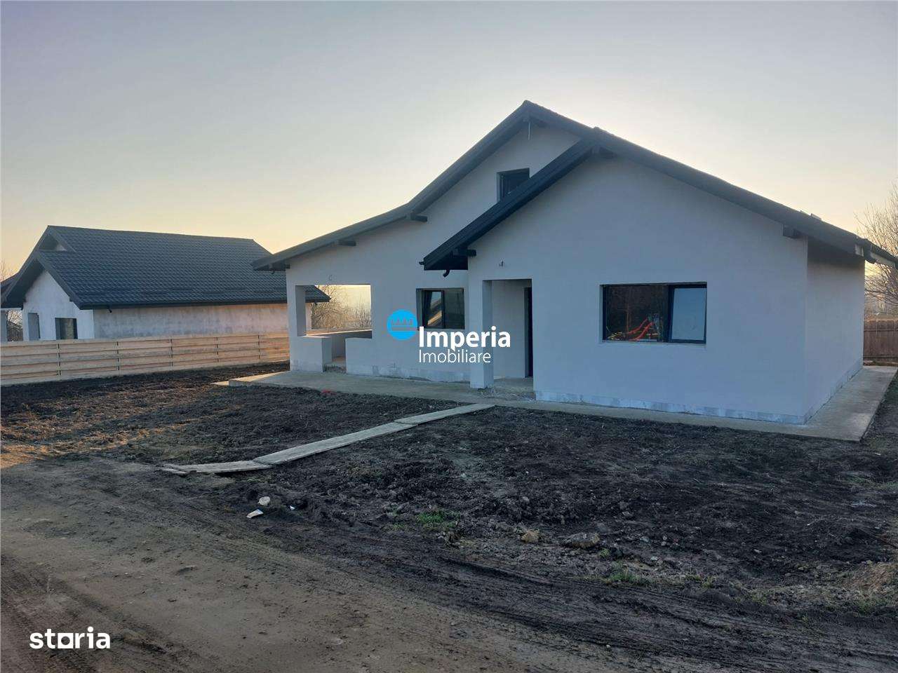 Casă nouă Dumești, 4 dormitoare, teren 500 mp Comision-1