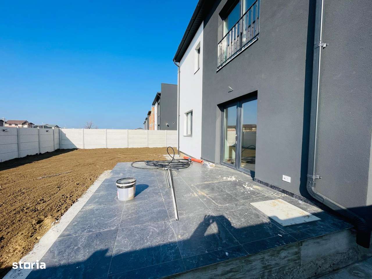 Imobiliare Domnesti  500m teren 3 dormitoare + 3 bai toate utilitatile - Imagine principală: 5/13