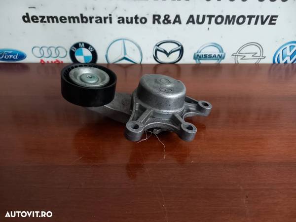 Rola Intinzatoare Accesorii Bmw X1 E84 2.0 Benzina - Dezmembrari Arad - 3