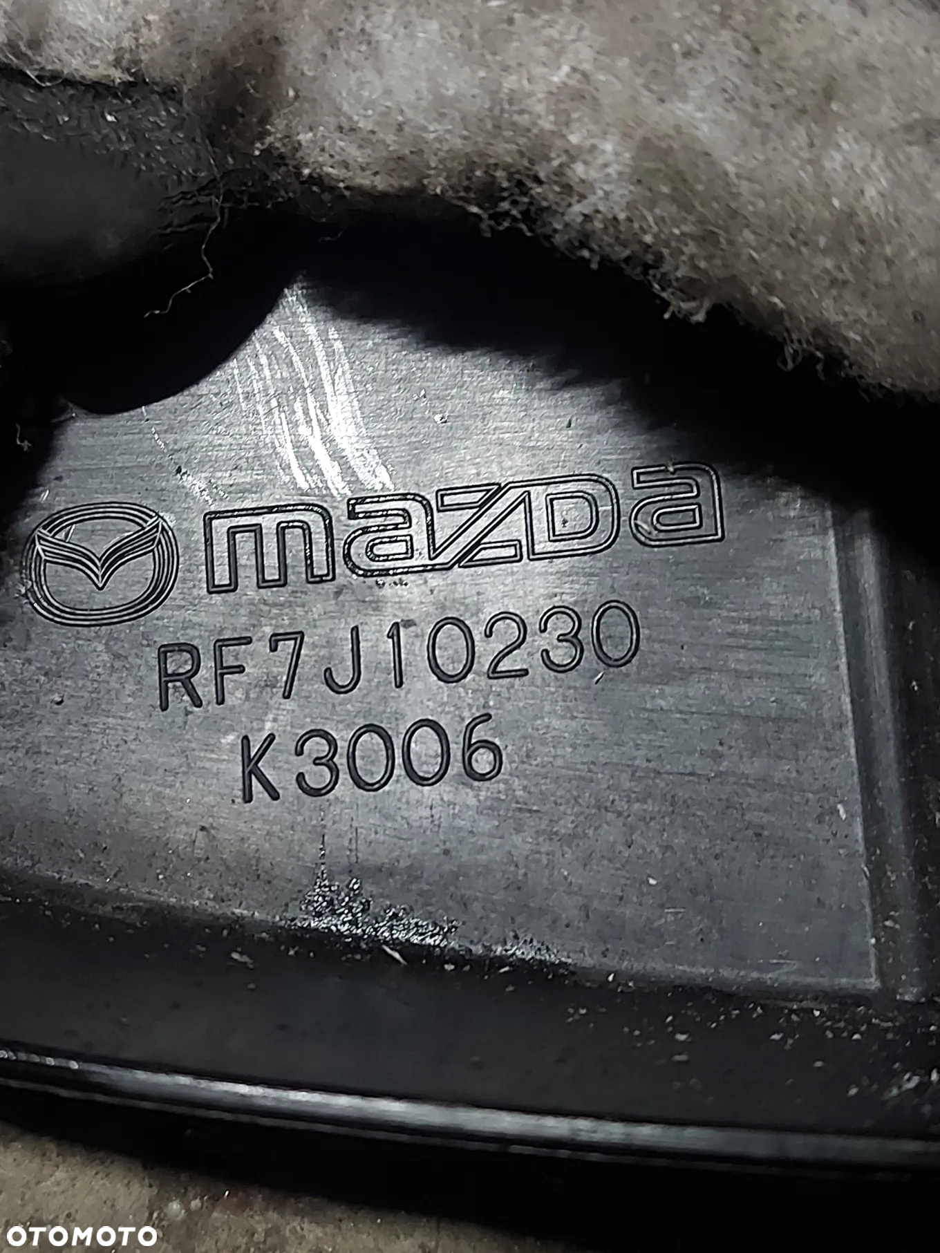 Pokrywa osłona górna silnika Mazda 6 2.0d RF7J10230 - 3