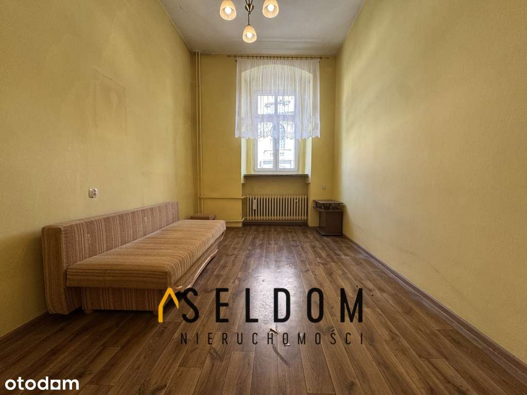 centrum Brzegu, ul. Plac Zamkowy-9