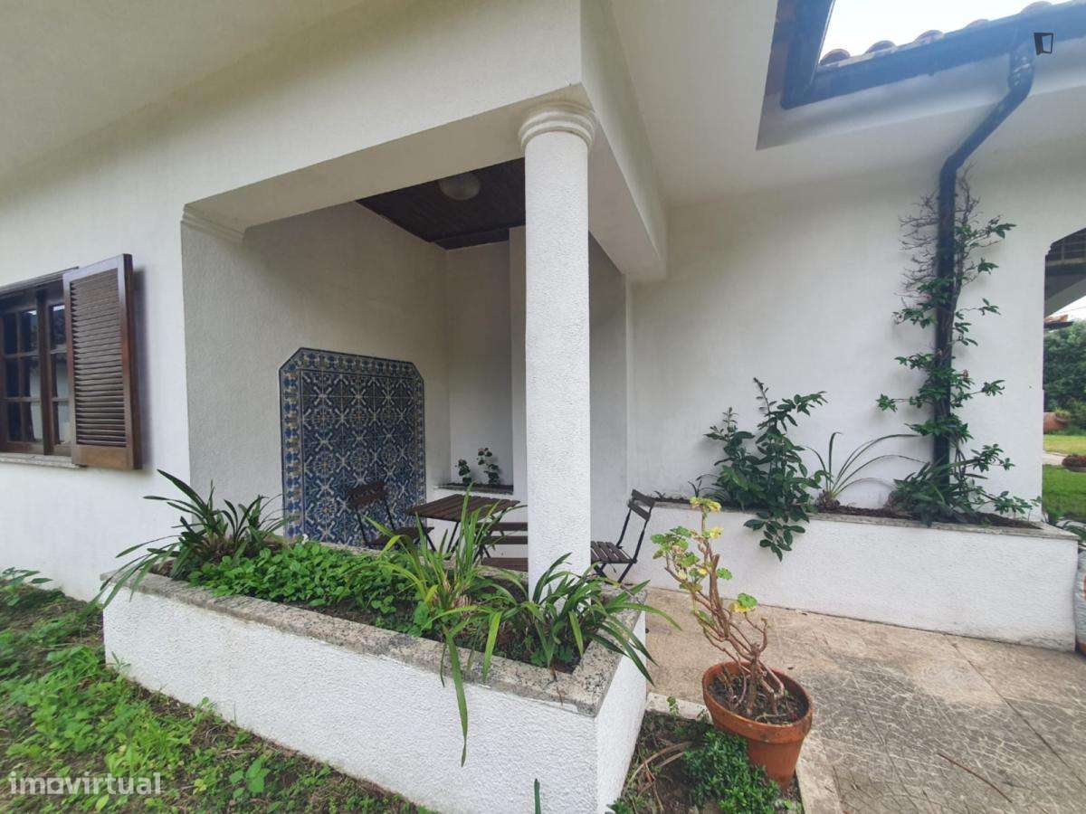 Quarto - localizado em Gulpilhares Porto - Grande imagem: 5/7