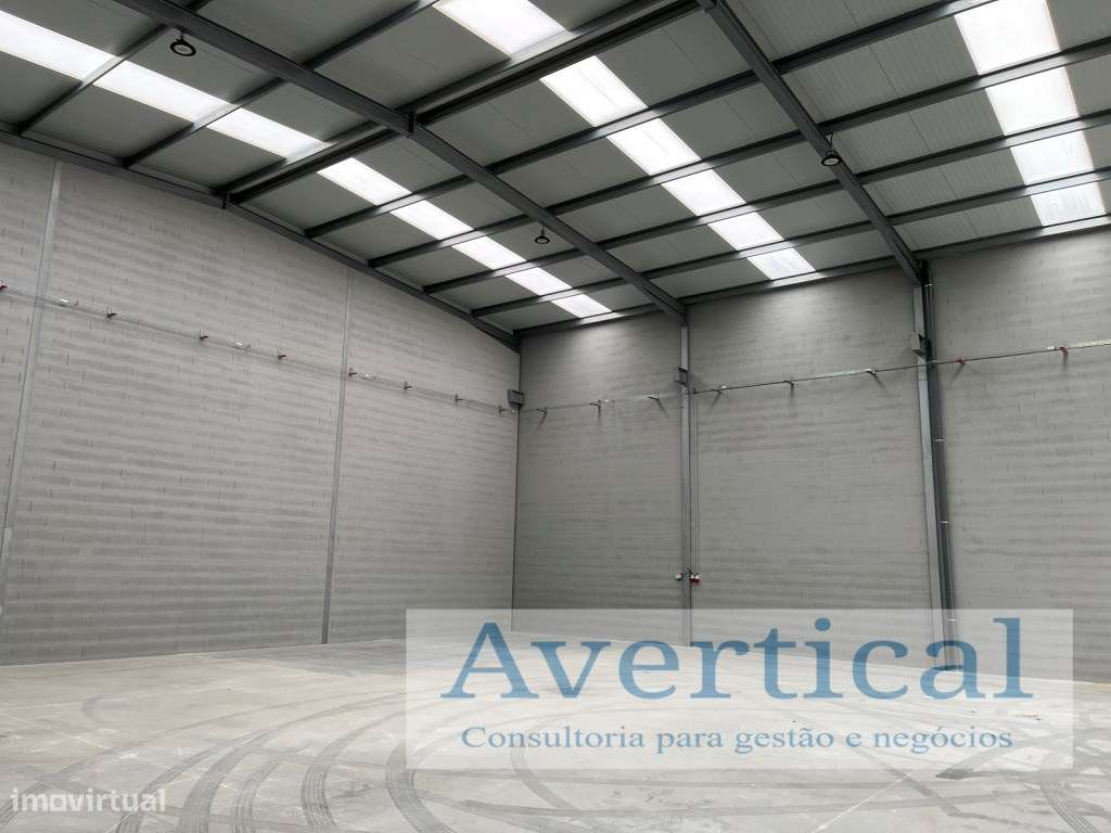 Armazem Industrial Novo c/500m2 - Nogueira-Maia - Grande imagem: 4/8