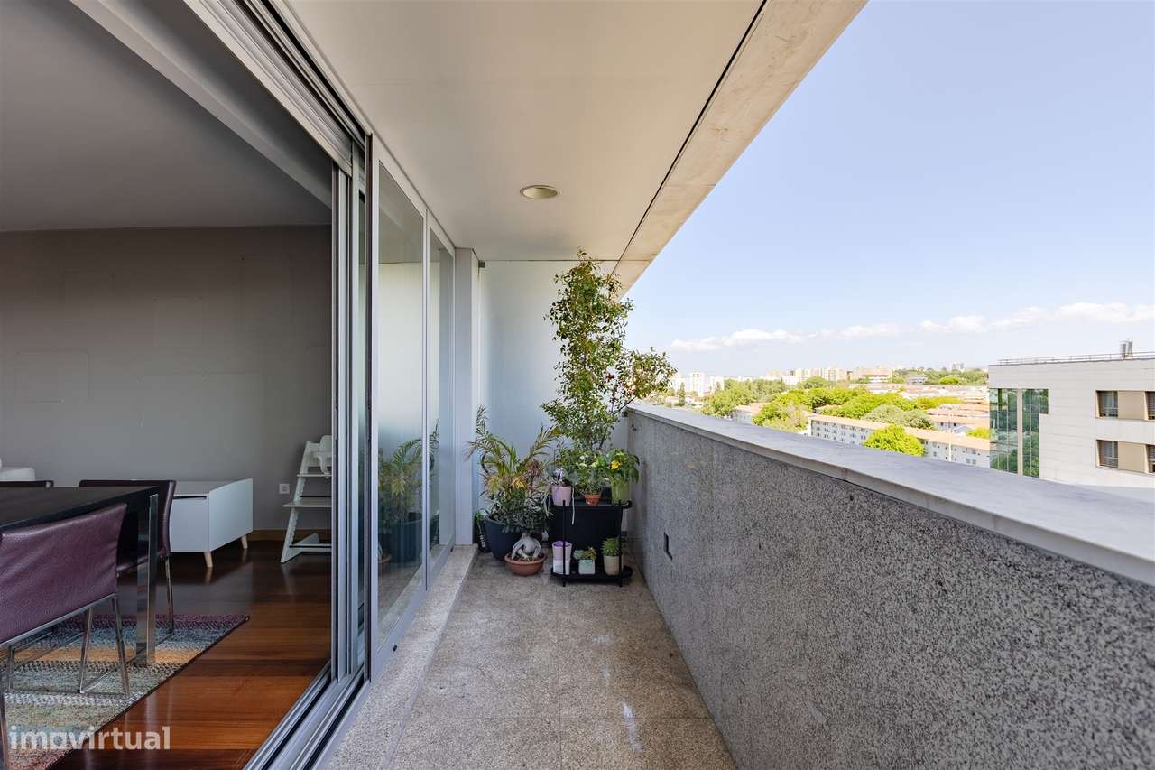 Apartamento T3 no Bessa com Varanda e Garagem box-31