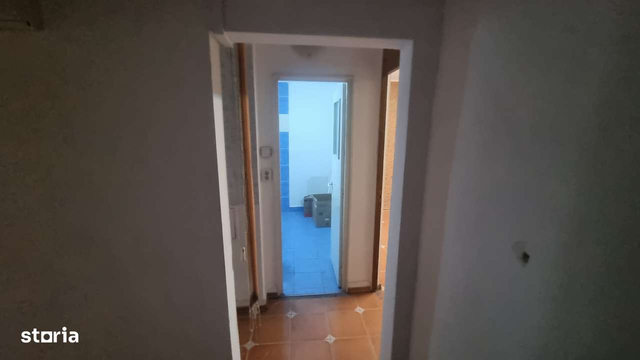 Spațiu comercial - Imagine principală: 2/8