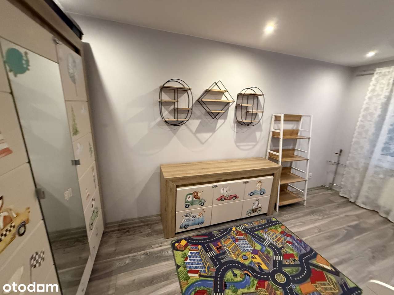 Mieszkanie WIREK OSIEDLOWA-9