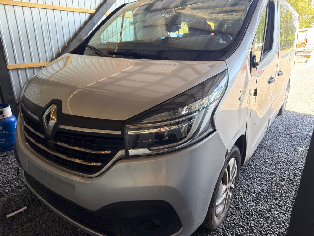Renault Trafic III Grand 2.0 dCi EDC 2020