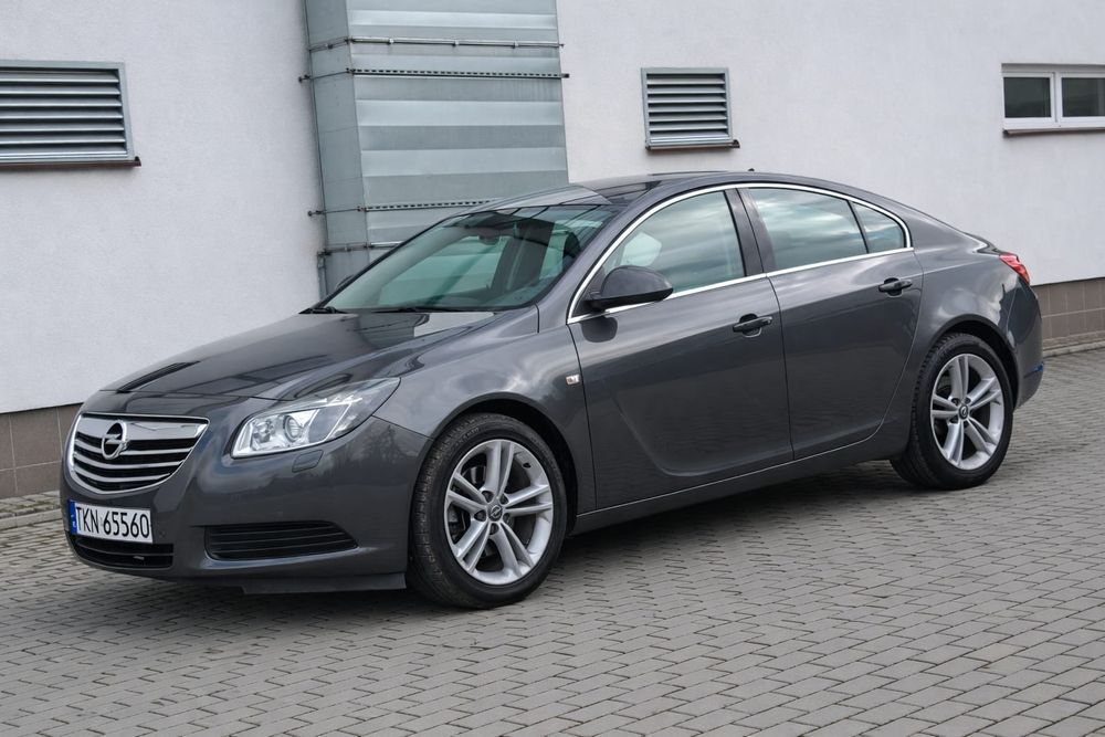 Opel Insignia A 1.6 Turbo Cosmo 2011
