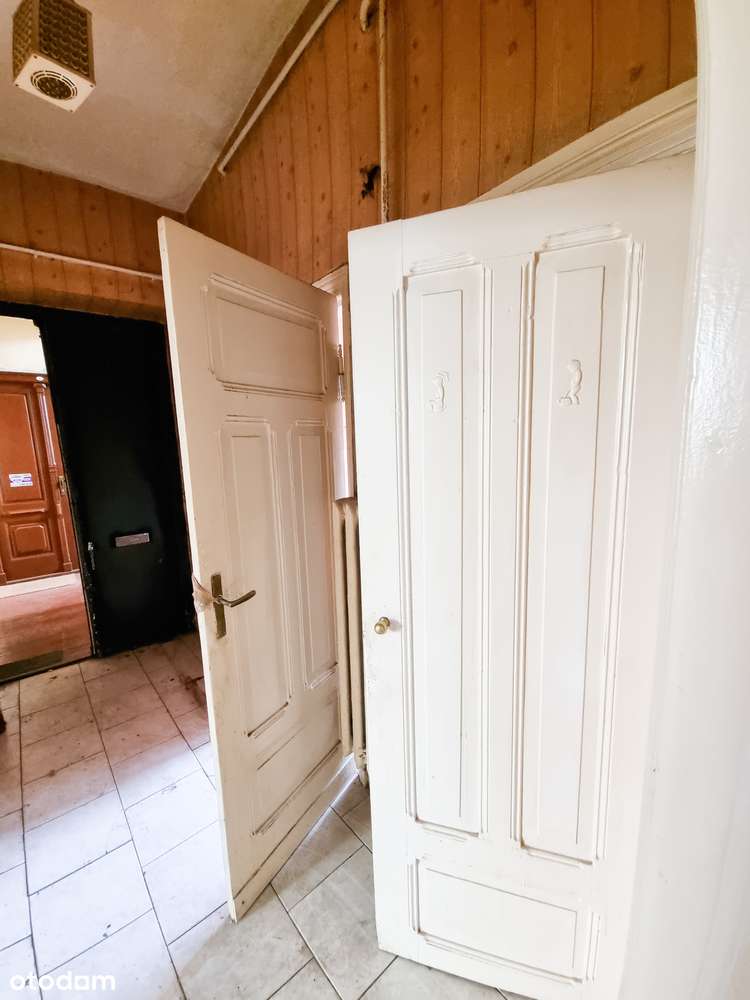 Przestronne mieszkanie 3 pokojowe z balkonem , dużą piwnicą-4