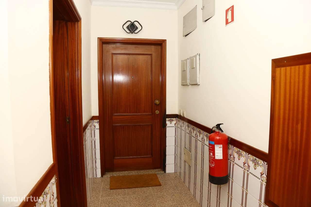 Apartamento T2 Venda em Lustosa e Barrosas (Santo Estêvão),Lousada-5