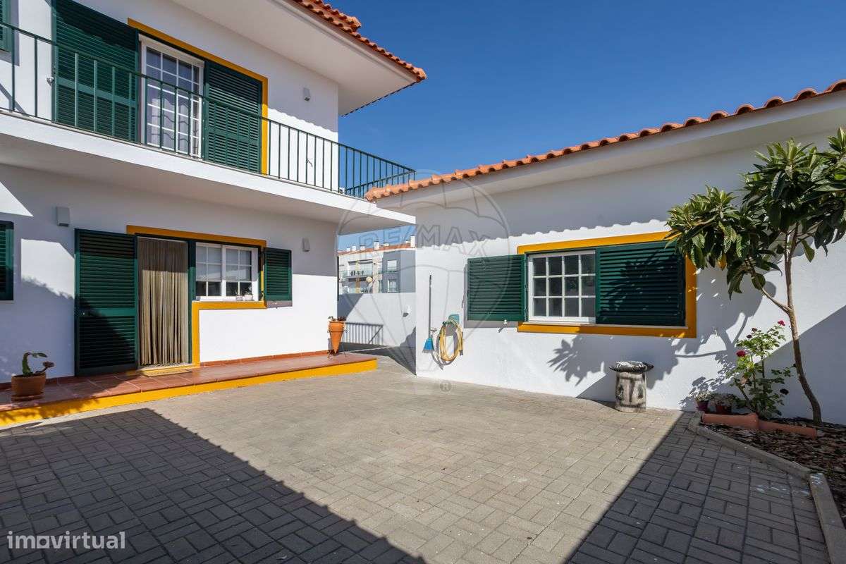 Moradia T4 para venda-40