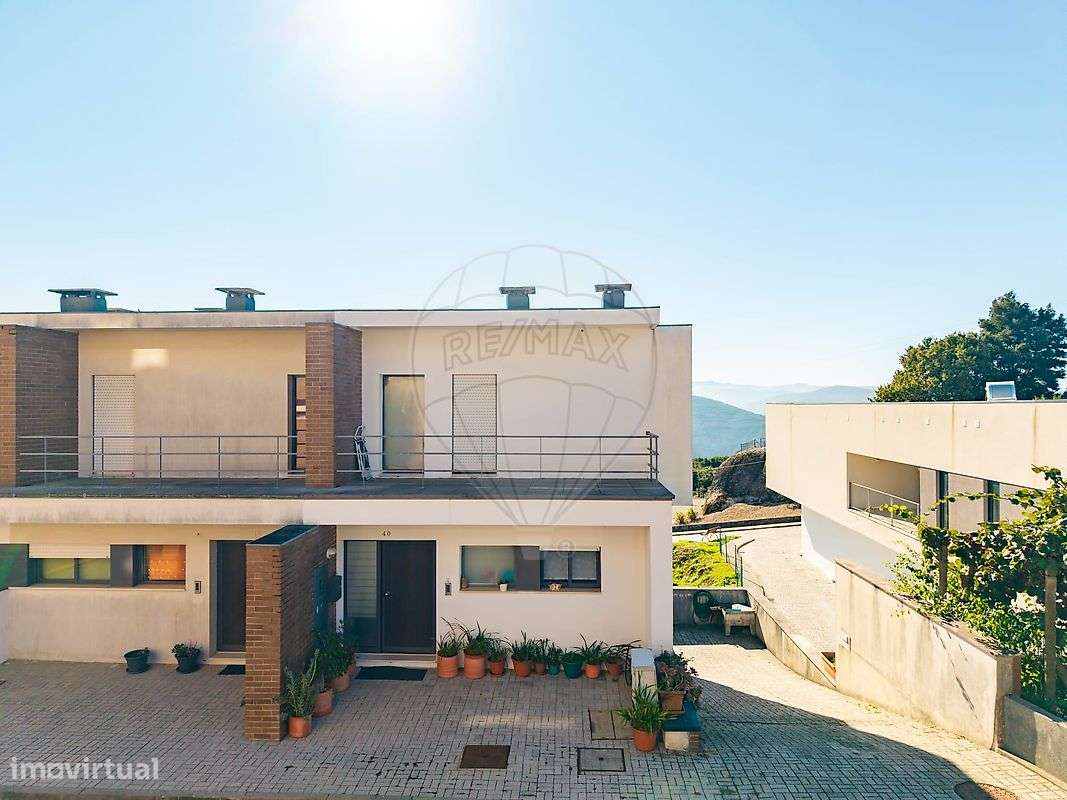 Moradia T3 para venda-3