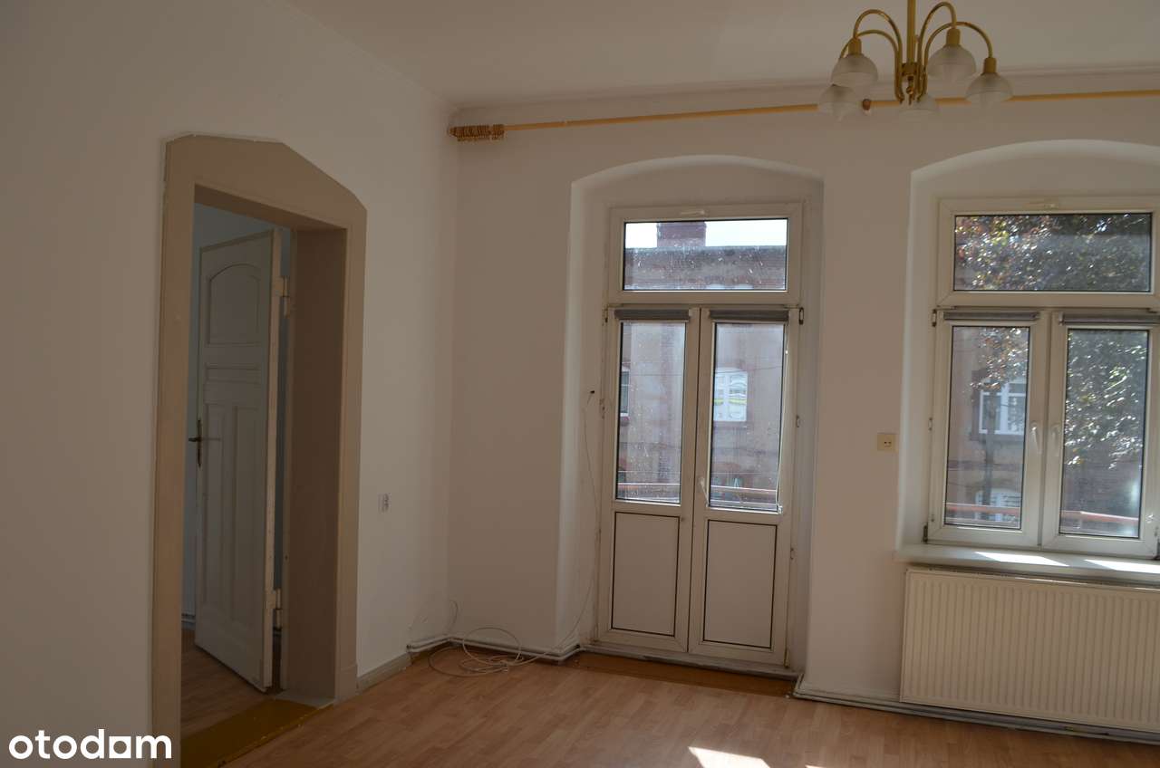 Piękna architektonicznie willa z działką i 2 garażami - Pełny obrazek: 5/19