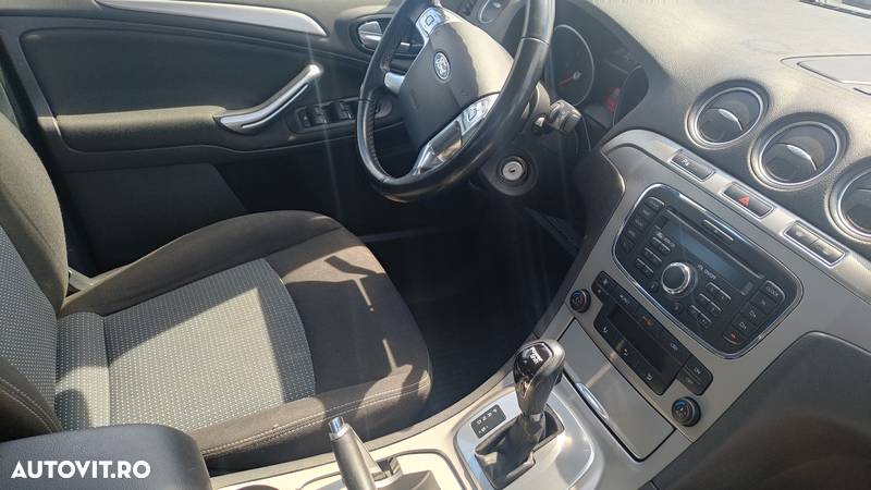 Ford Galaxy 2.0 TDCi Powershift Trend - 15