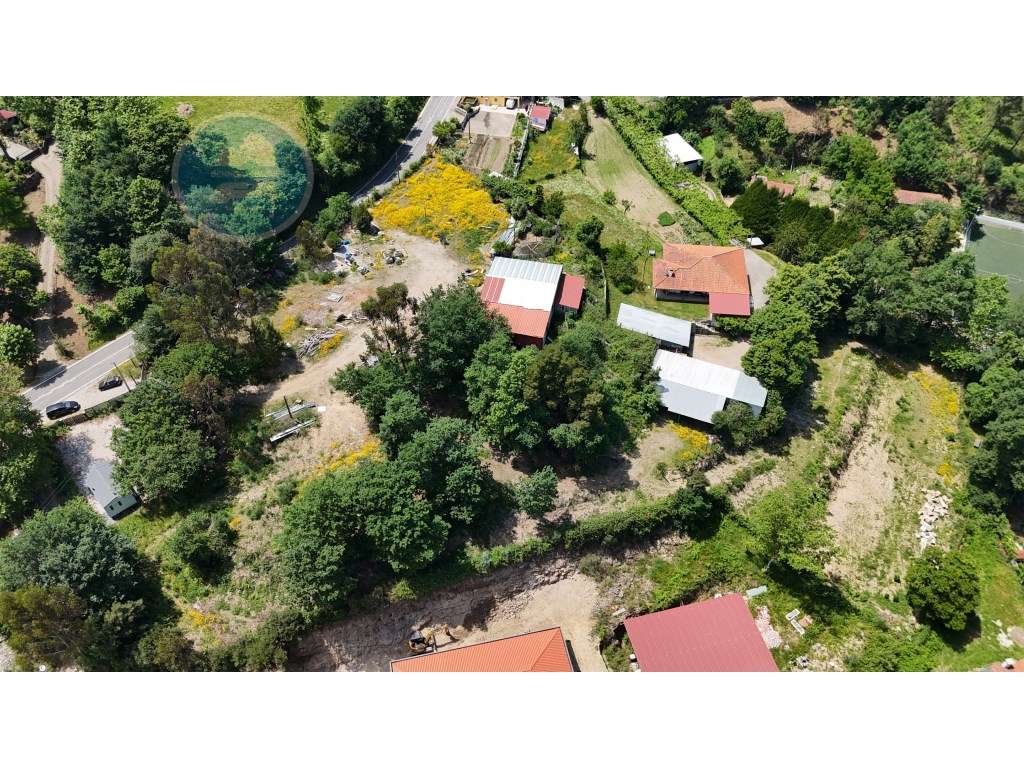 Terreno Construtivo de 8.700 m² com Casa PréFabricada T2, Nascente ...-34