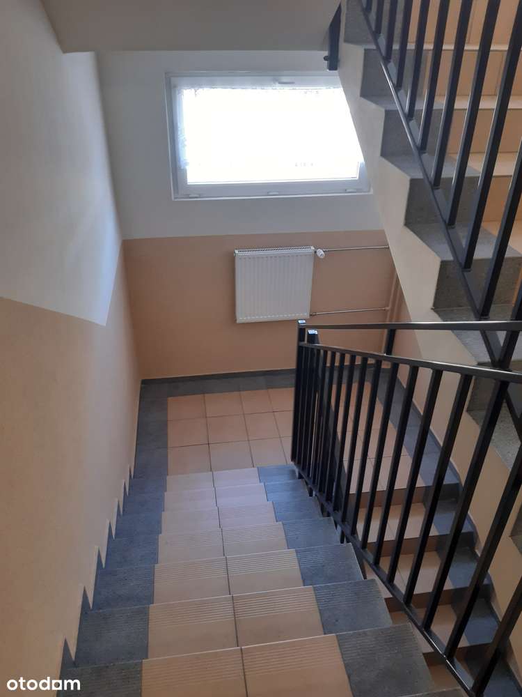 Trzypokojowe mieszkanie z balkonem i klimatyzacją-16