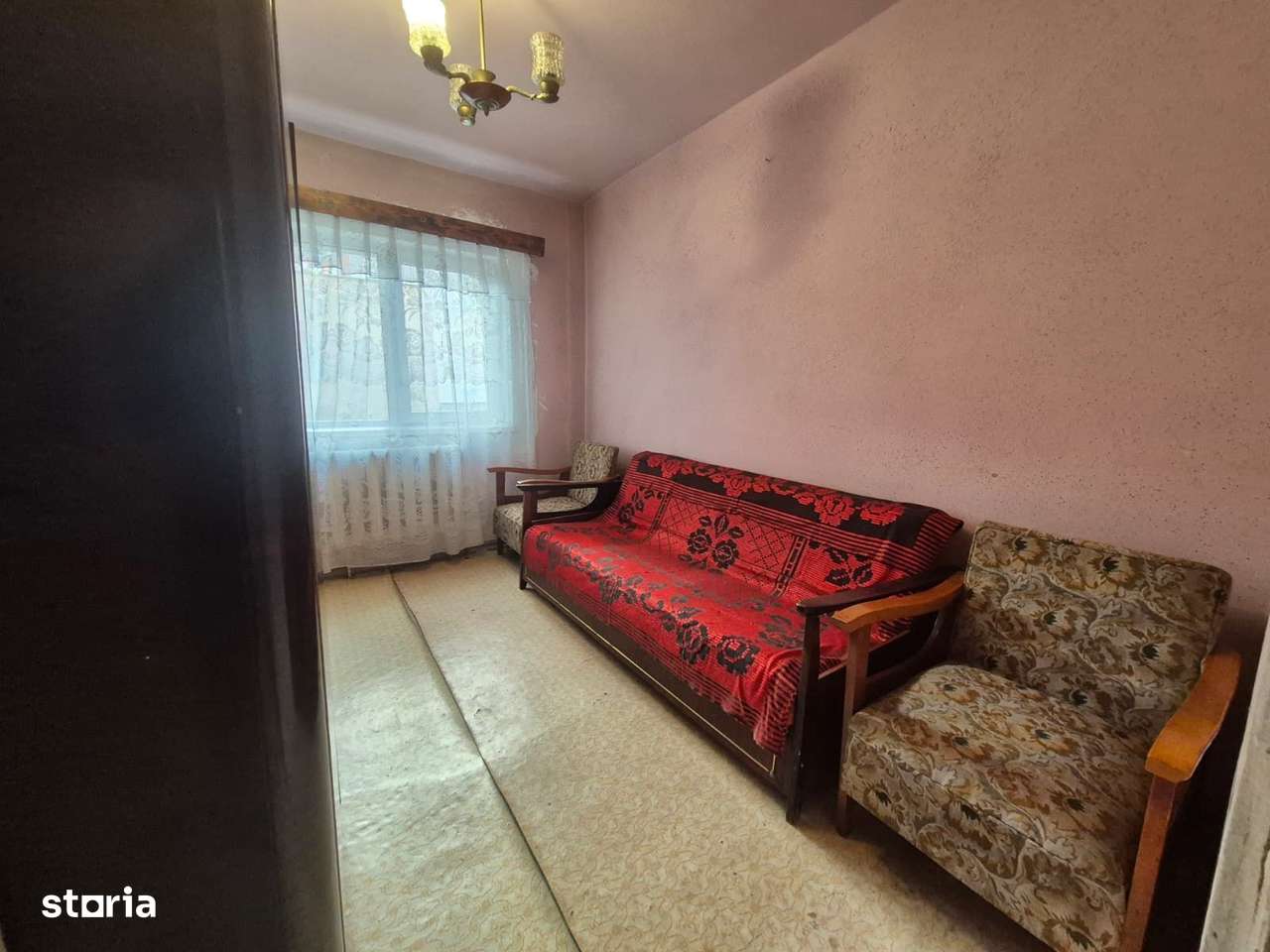 Apartament 3 camere decomandate, Strada Izlazului, ideal pt investitie - Imagine principală: 2/11