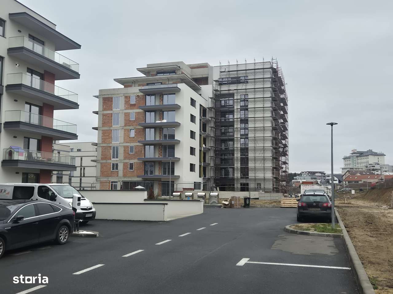 Dezvoltator vand apartament 2 camere in Andrei Muresanu - Imagine principală: 4/25