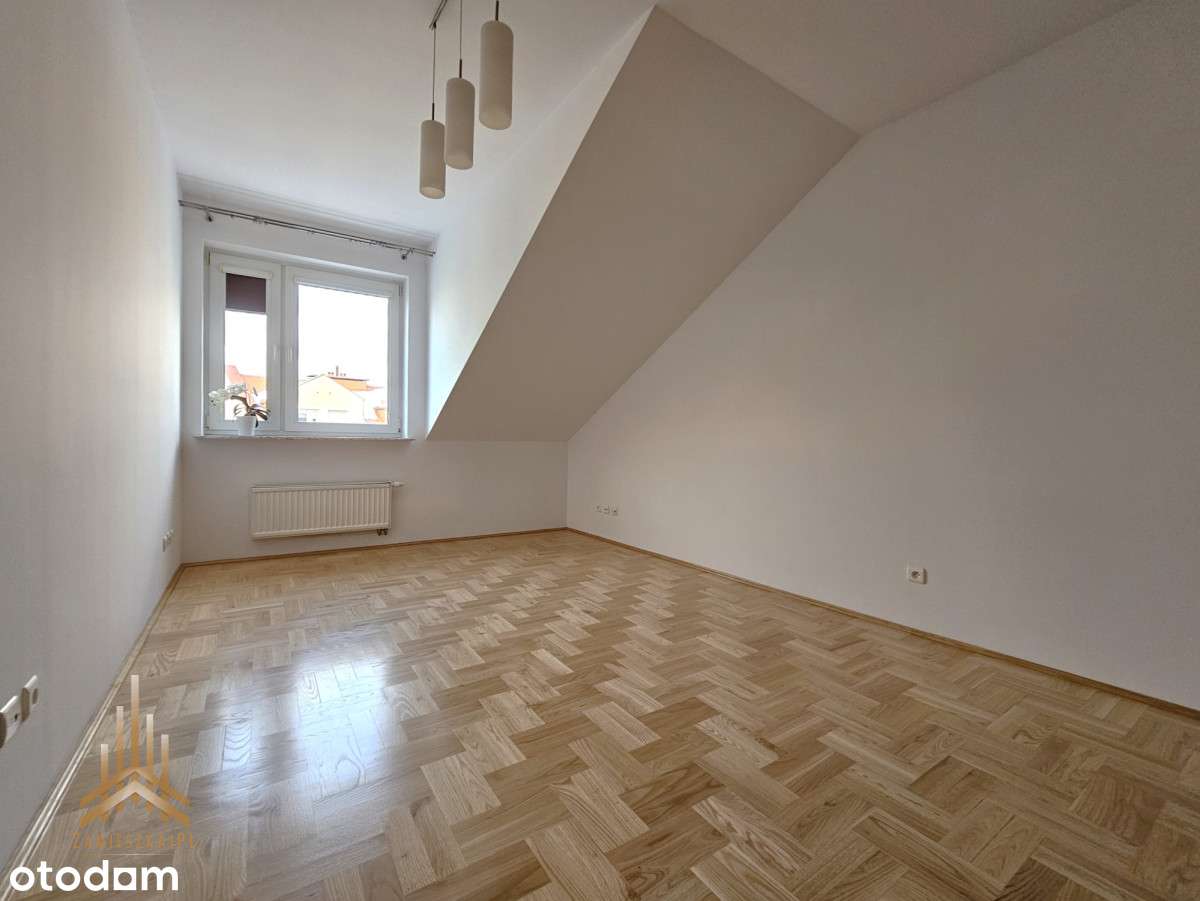 3 pokojowe z balkonem...-12