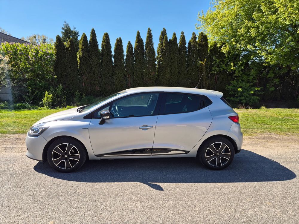 Renault Clio IV 1.2 16V 75 LIMITED 2015