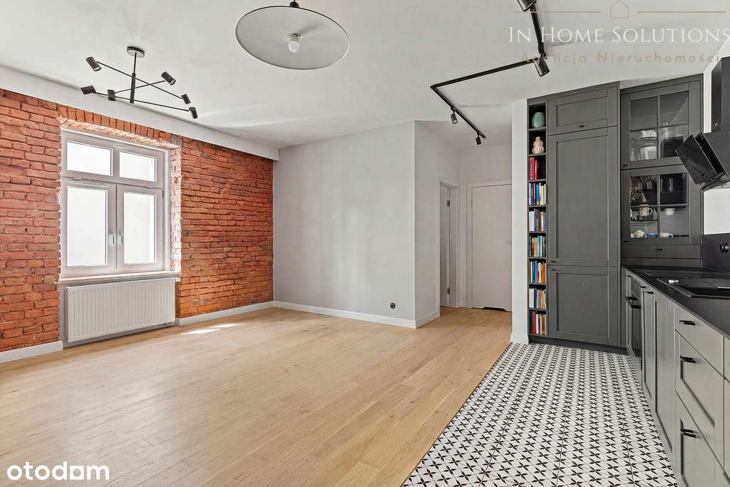 3 pok. apartament w odrestaurowanej kamienicy-4