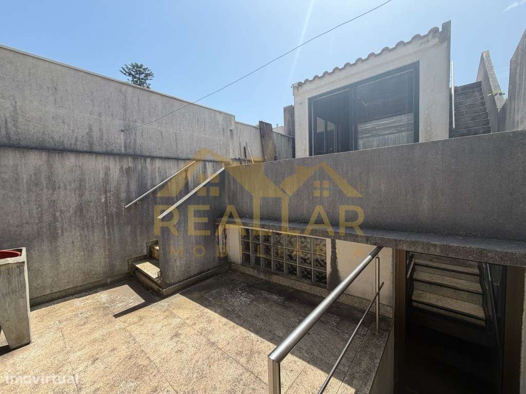 Oportunidade Única no Coração do Centro Histórico de Vila do Conde-13
