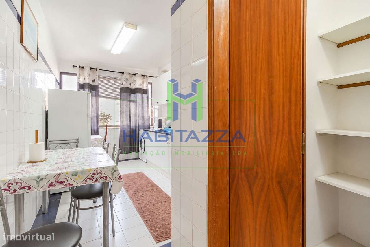 Apartamento T3 para venda, em zona central de Lagos-18