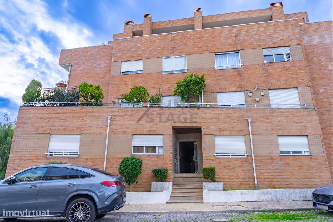 Oportunidade — T2 no Centro de Valongo-1