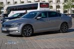 Volkswagen Passat 2.0 TDI DSG Highline - 9