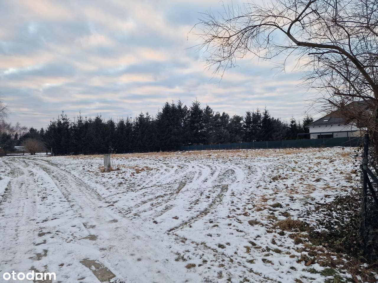 Prywatność i przestrzeń – Działka 1688 m² w Kiekrzu-7