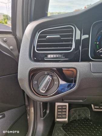 Volkswagen Golf 1.4 GTE Plug-In-Hybrid DSG - 20