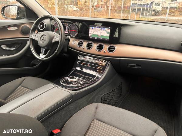 Mercedes-Benz E 200 d T-Modell Aut. - 23