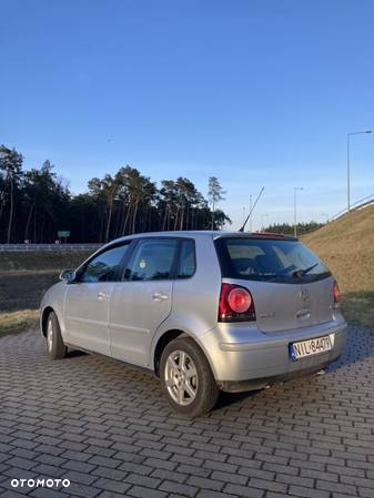 Volkswagen Polo 1.4 16V Comfortline - 6