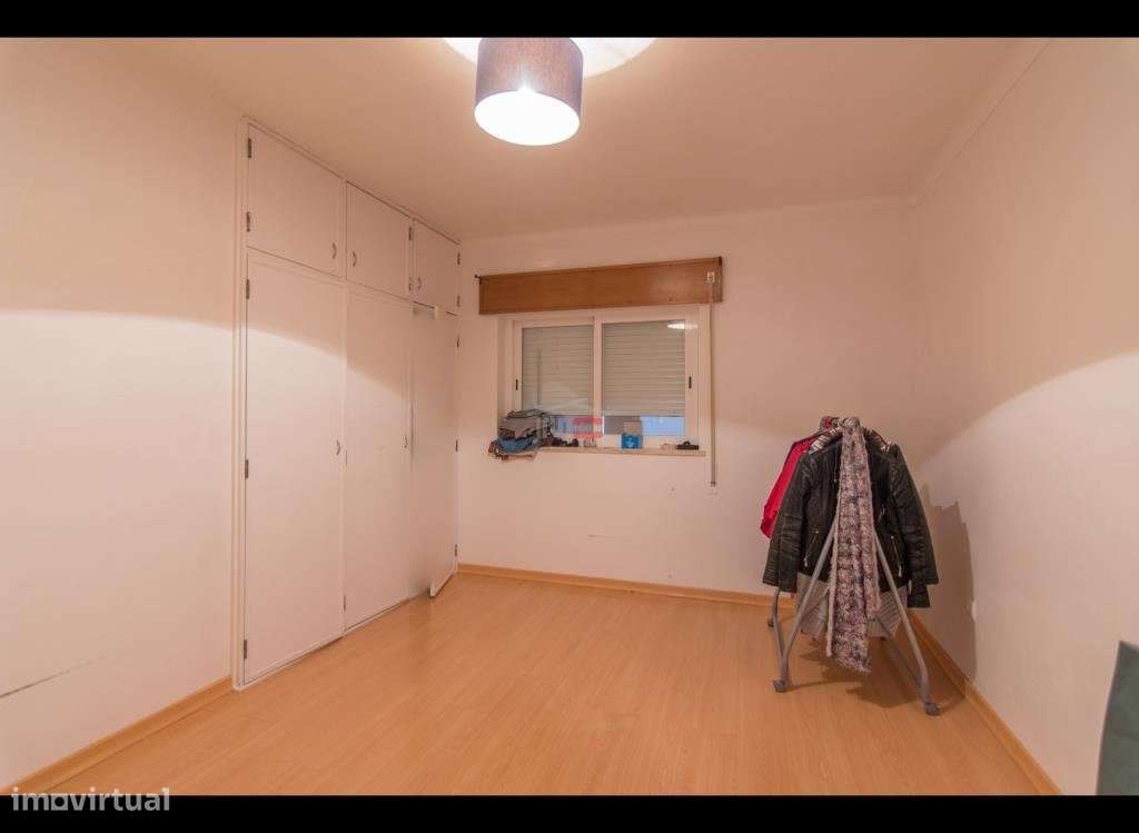 Moradia c/projeto aprovado para lar - Grande imagem: 2/21