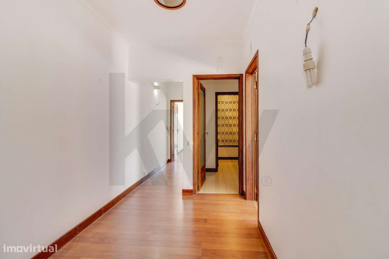 Penthouse T3 com Terraço de 165m2 , Vista Mar e Garagem-17