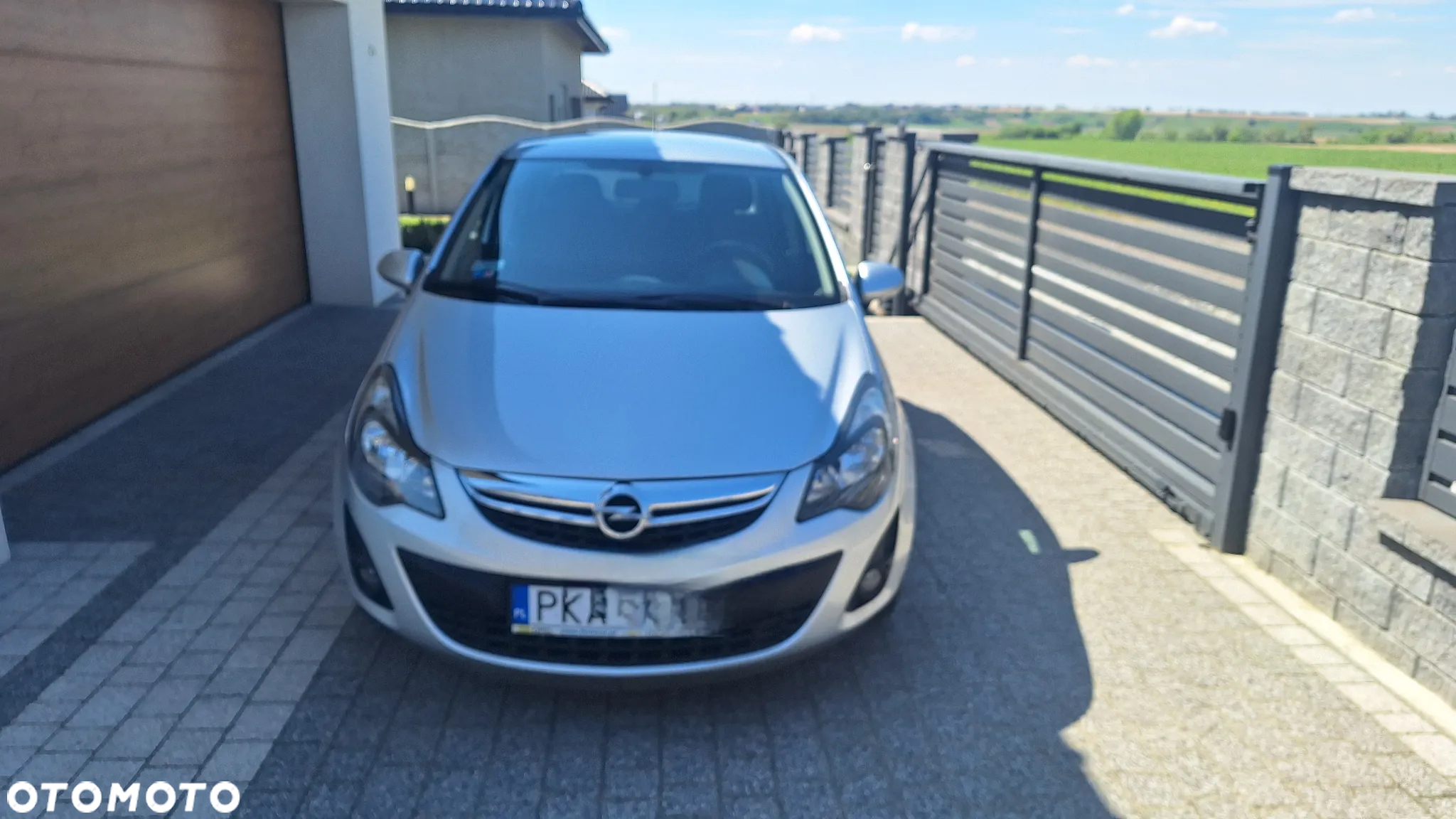 Opel Corsa 1.2 16V Edition / Active - 3