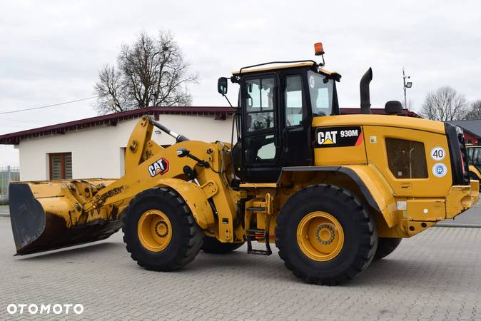 Caterpillar CAT 930 M - 1