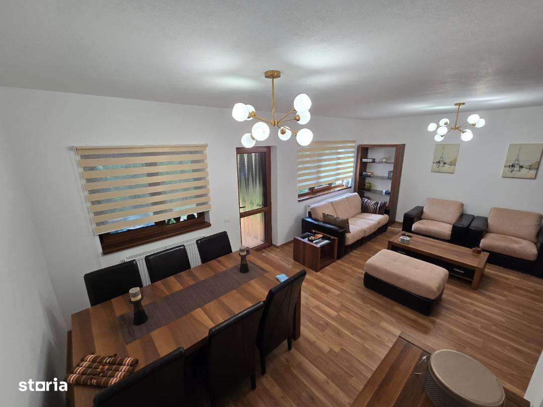 De vanzare Casa insiruita, zona Cetate - Piata. - Imagine principală: 5/18