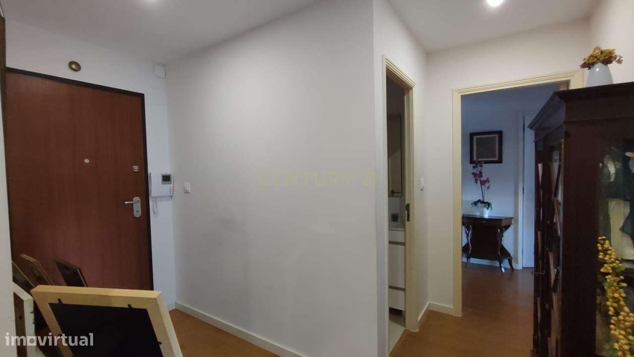 Magnífica propriedade T2 em Linda-A-Velha, Lisboa-25