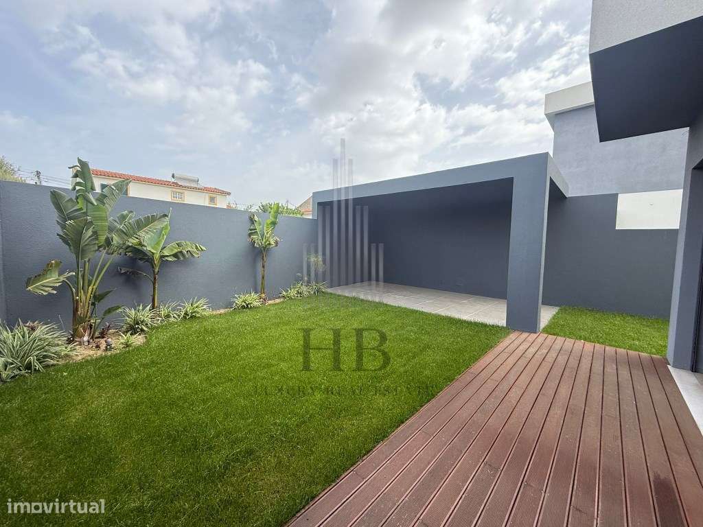 Moradia T3 com Jardim em Bicesse | Cascais-34