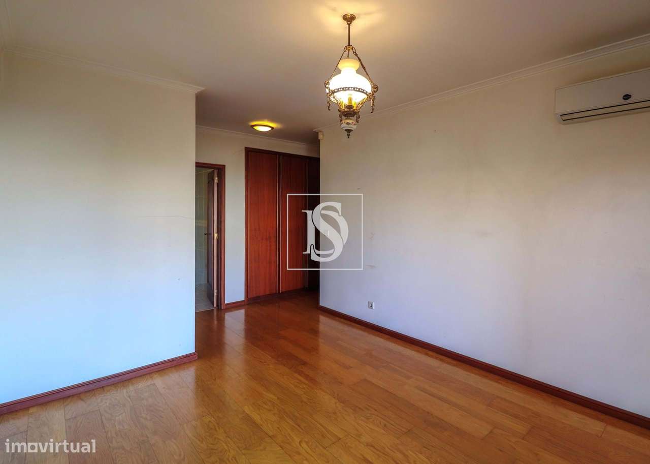 Apartamento T3 com suíte, em Sanguedo-10