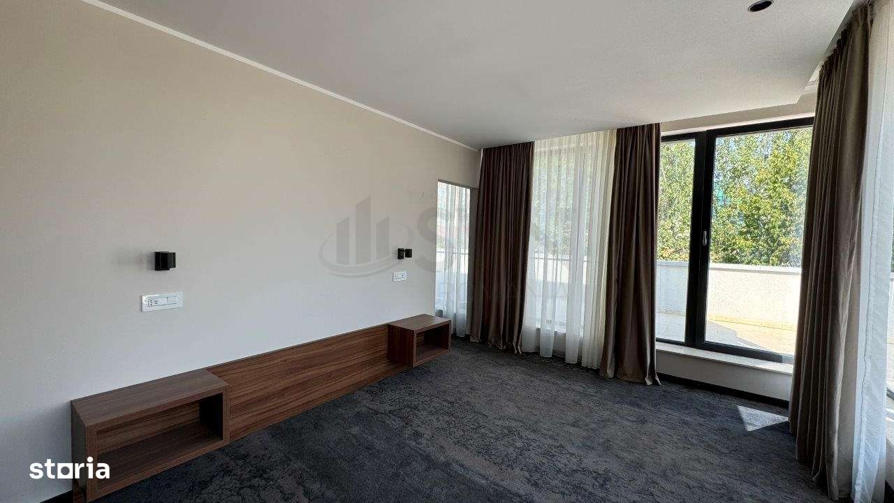 OPORTUNITATE l Piata Romana l Cladire 3400 mp ideal hotel l clinica me - Imagine principală: 5/12