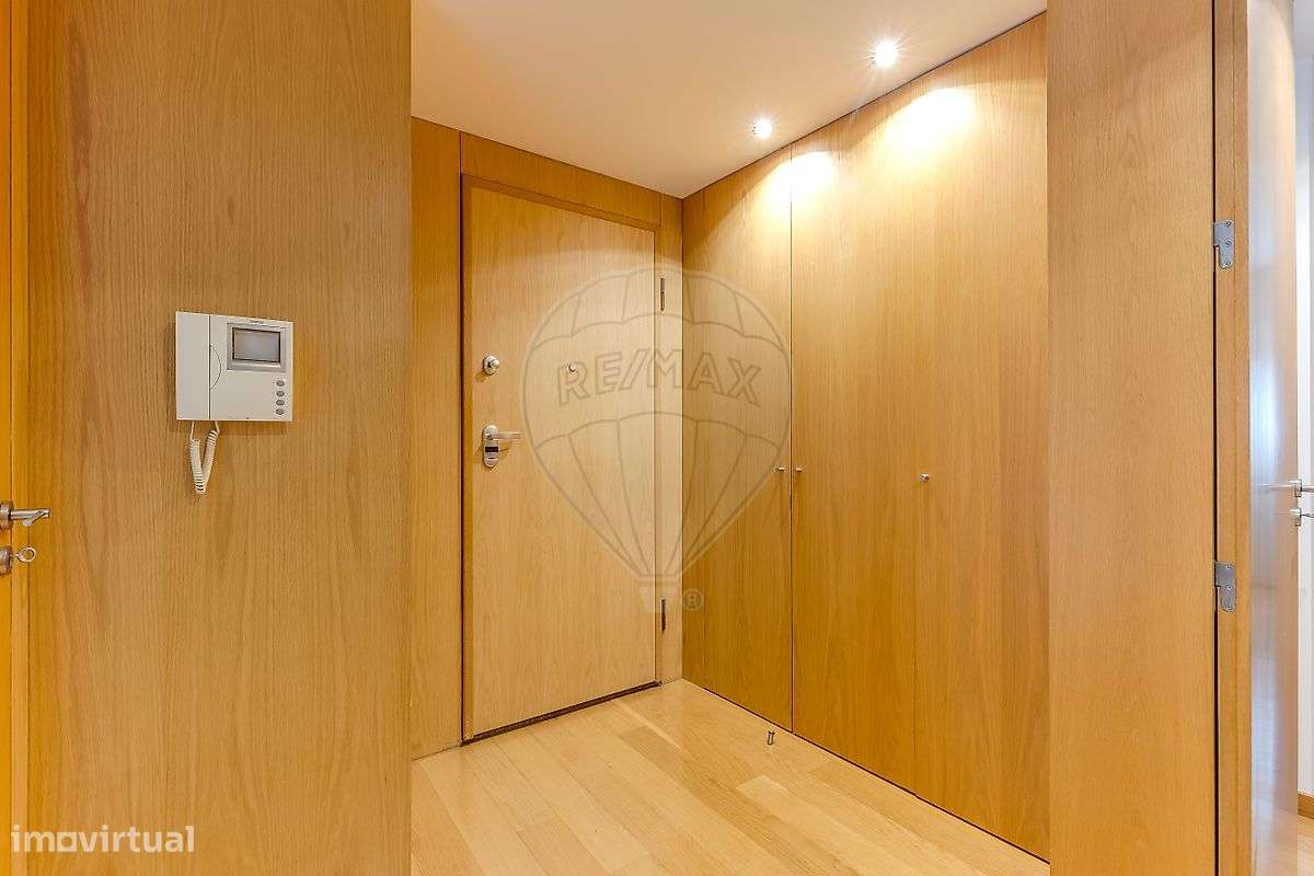 Apartamento T2 para arrendamento - Grande imagem: 4/41