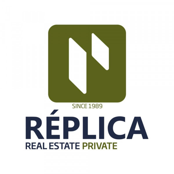 Réplica Private