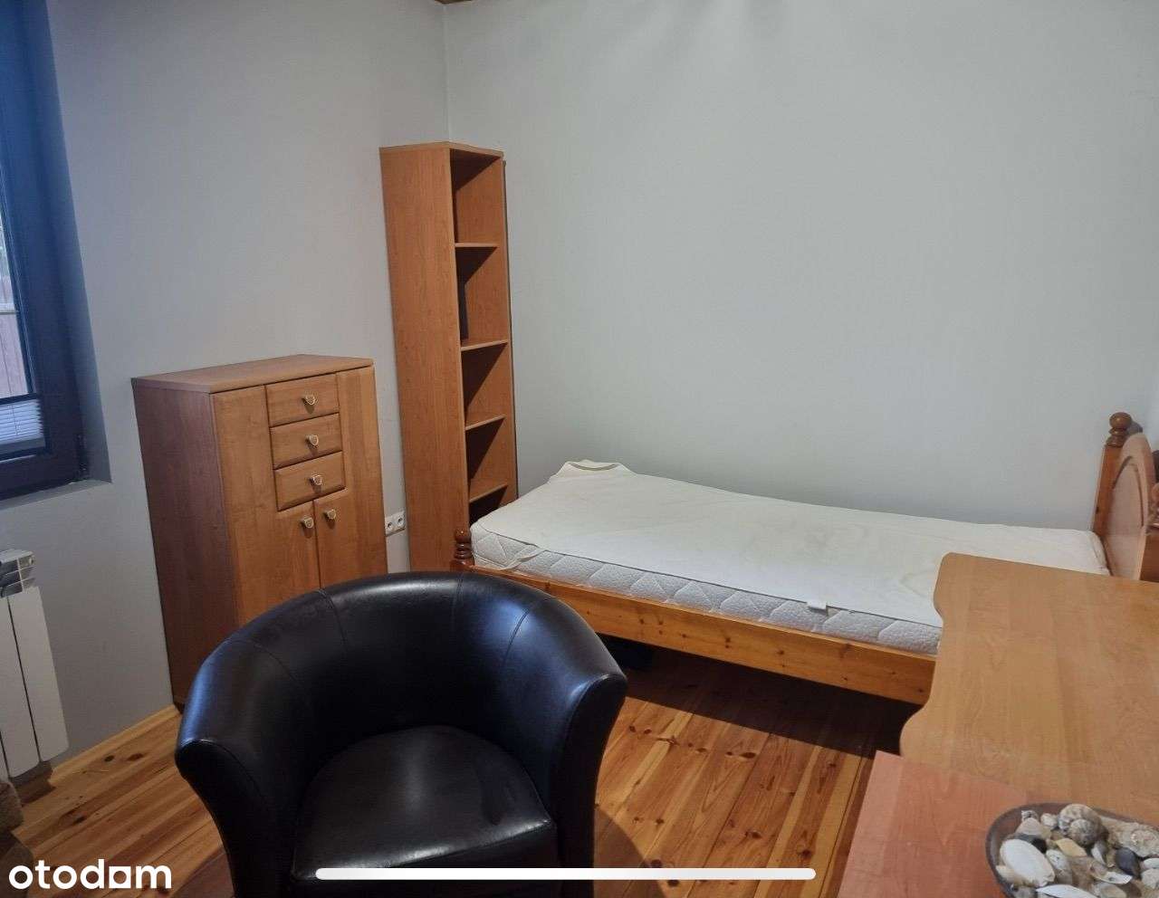 Dom z podwórkiem - Pełny obrazek: 3/4