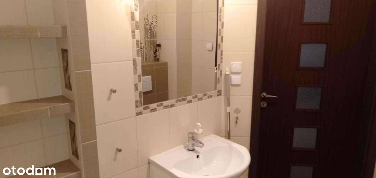 Koniuchy, 2 pokoje na 1 piętrze, zamknięty teren-11