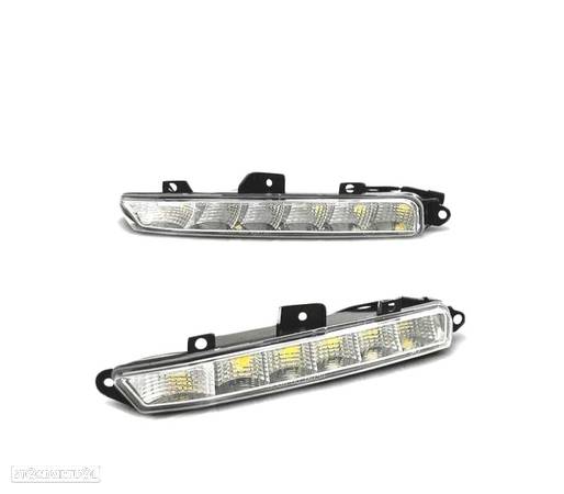 LUZES FRONTAIS DIURNAS PARA MERCEDES W212 09-13 AMG - 1