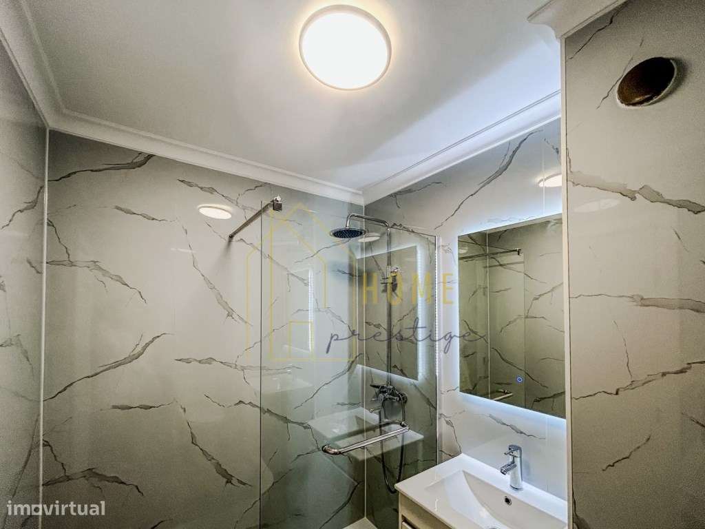 Fantástico Apartamento T2 Remodelado no Monte da Caparica-15